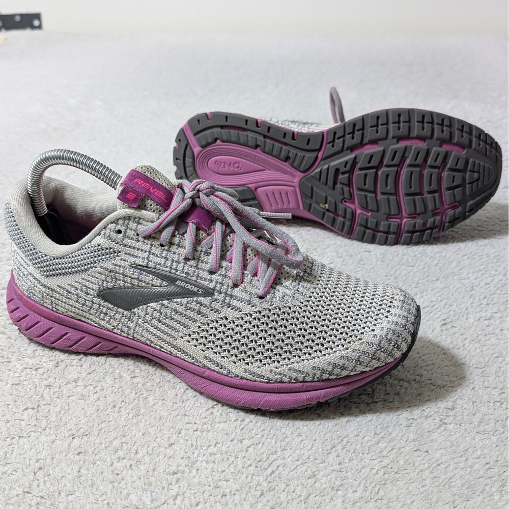 Brooks Revel 3 Running‎ Shoes Women 9.5 Grey Purple Athletic Sneakers